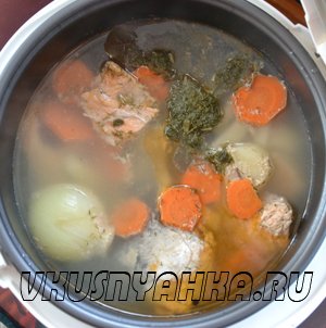 Рыбный суп из сёмги и форели в мультиварке, приготовление, шаг 3