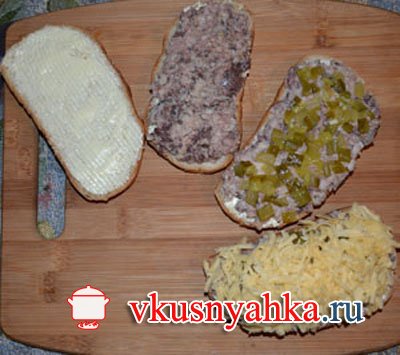 Горячие бутерброды с сардинами  в мультиварке, приготовление, шаг 2