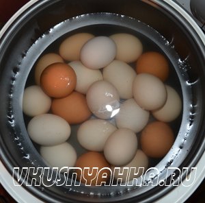 Вареные яйца в мультиварке, приготовление, шаг 1