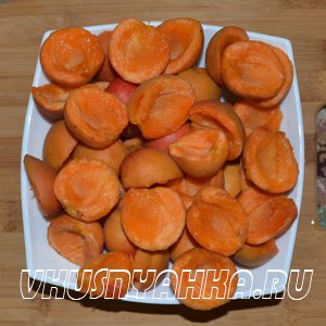 Компот из абрикосов мультиварке, приготовление, шаг 1