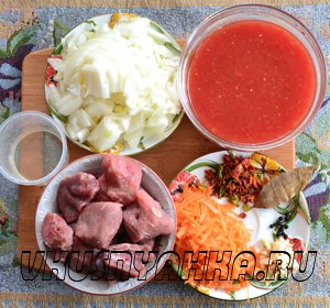 Мясо в томатном соусе в мультиварке, приготовление, шаг 1