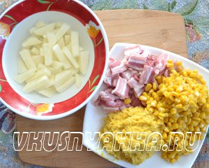 Суп с кукурузой и беконом в мультиварке, приготовление, шаг 1