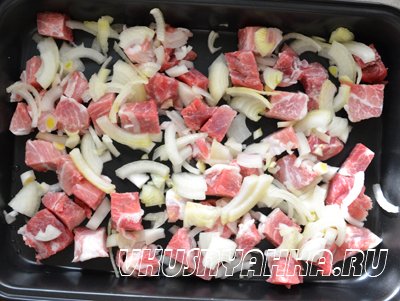 Запеченный картофель с мясом и вешенками, приготовление, шаг 2