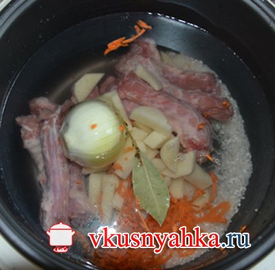 Суп из куриных шеек с рисом   в мультиварке, приготовление, шаг 2