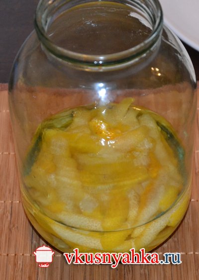 Лимонный ликер Лимончелло в домашних условиях, приготовление, шаг 2