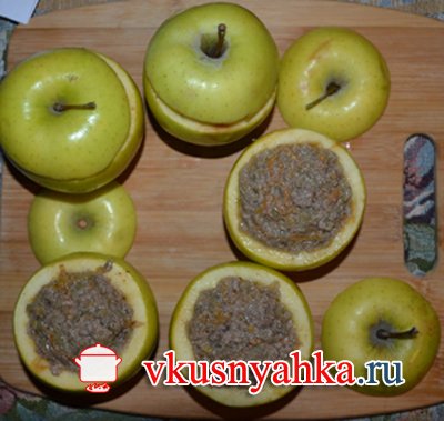 Райские печёные яблочки с печенью в мультиварке, приготовление, шаг 4