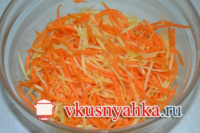 Салат из черной редьки с морковью, приготовление, шаг 2